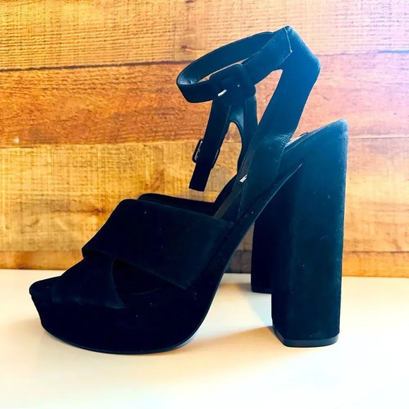 Steve Madden Jodi Block Platform Heels - Picture 4 of 8